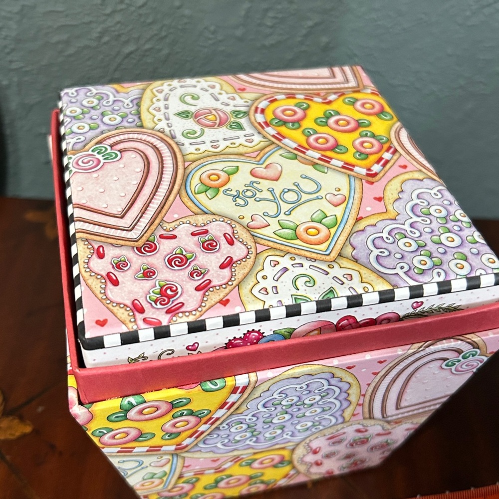 Mary Engelbreit storage boxes - Picture 12 of 12